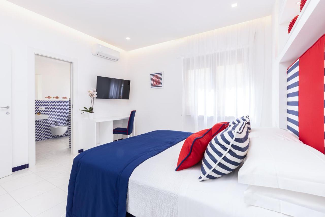 Yourhome - Blu Oltre Sorrento Bagian luar foto